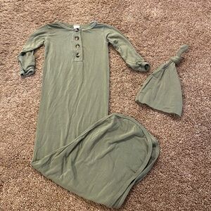 Lou Lou & Company Olive Baby Gown Set